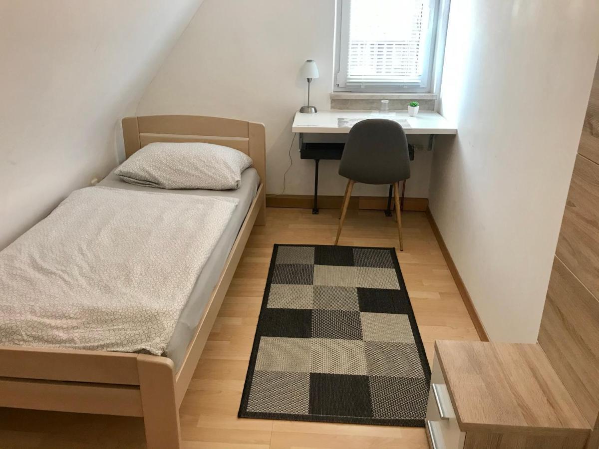 Juna Karlsruhe Dış mekan fotoğraf