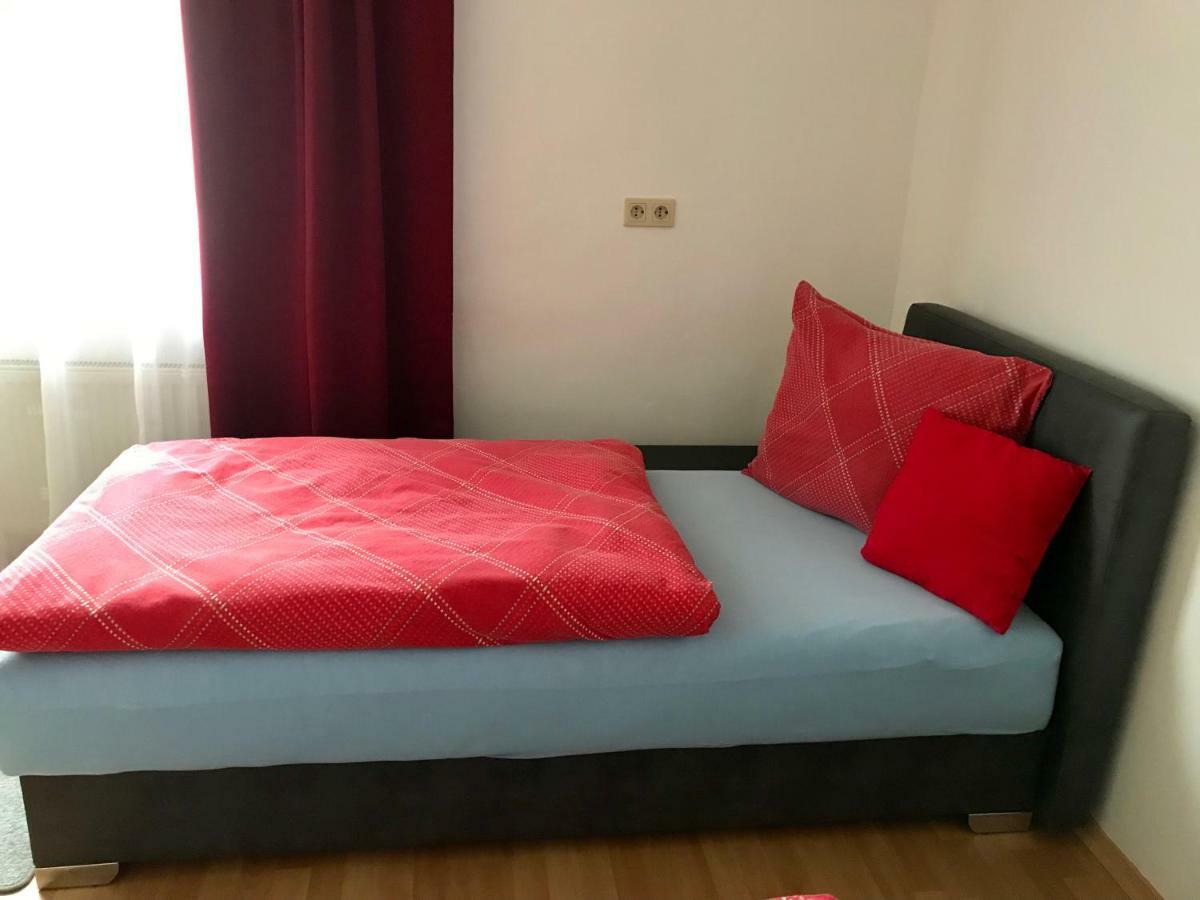 Juna Karlsruhe Dış mekan fotoğraf